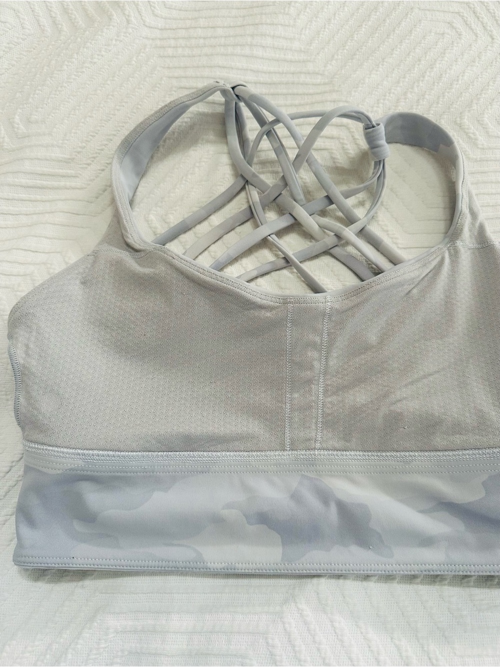 Lululemon Free to Be Longline Bra
Wild Heritage 365 Camo 6 - Picture 4 of 9